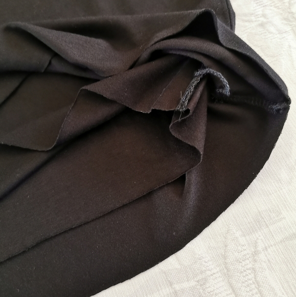 Vince Camuto Black Short Pencil Skirt Size Medium - Picture 2 of 6